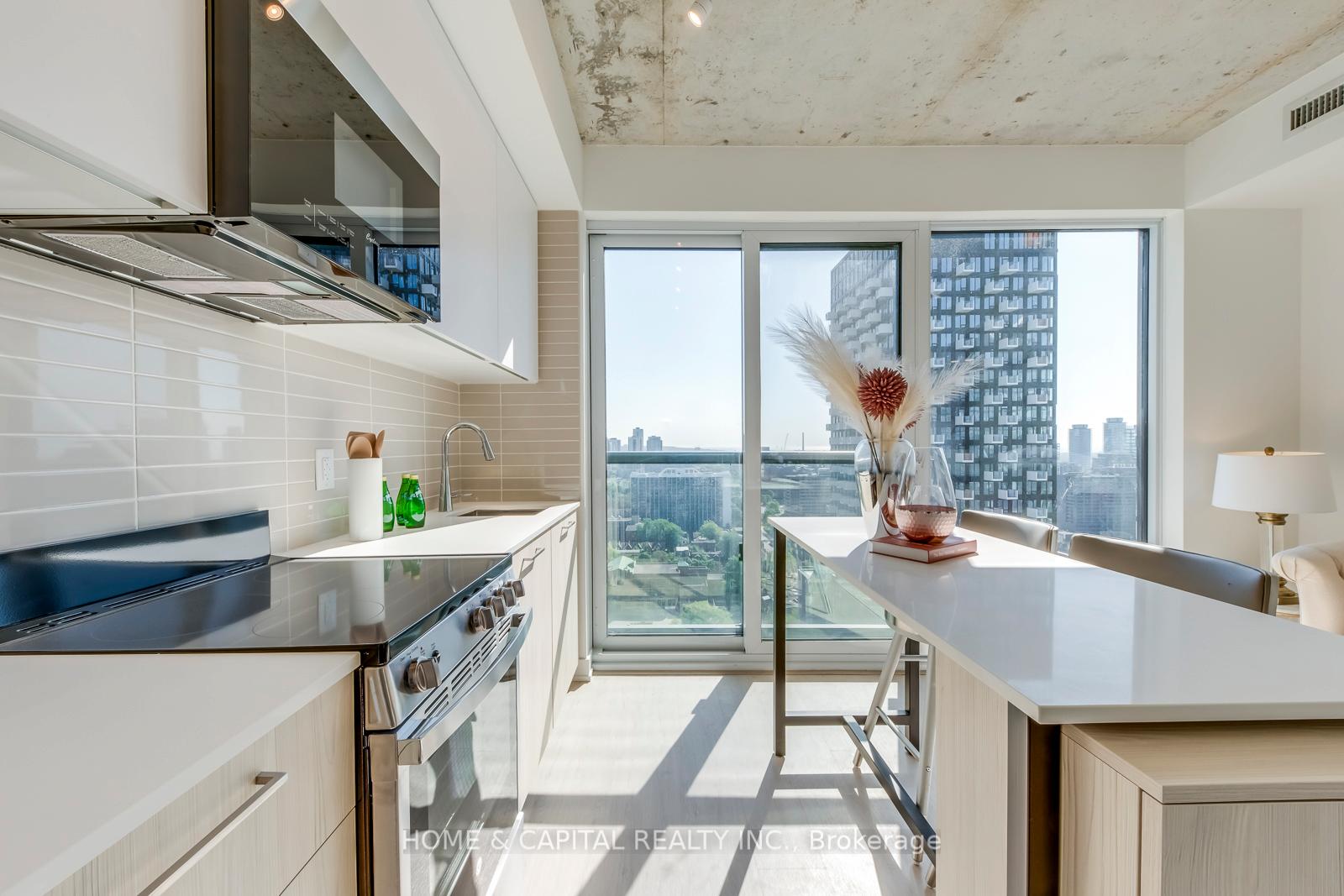 Photo 8 of Unit 2401, 65 Mutual Street, Toronto, Church-Yonge Corridor — HOMEH