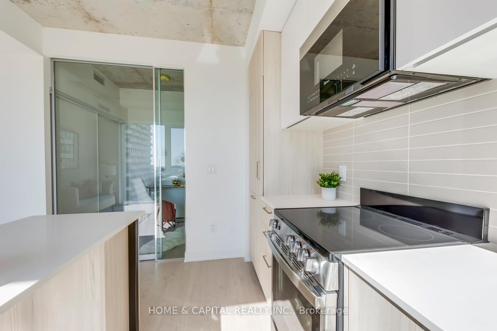 Photo 10 of Unit 2401, 65 Mutual Street, Toronto, Church-Yonge Corridor — HOMEH