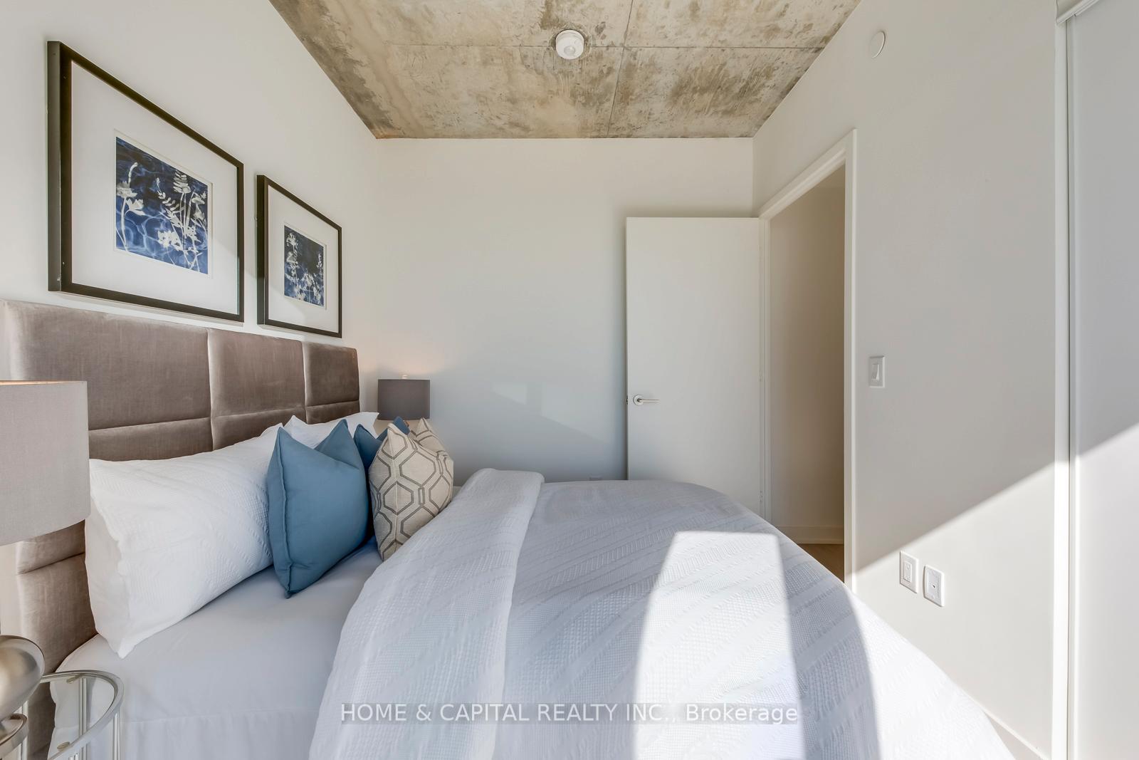 Photo 14 of Unit 2401, 65 Mutual Street, Toronto, Church-Yonge Corridor — HOMEH