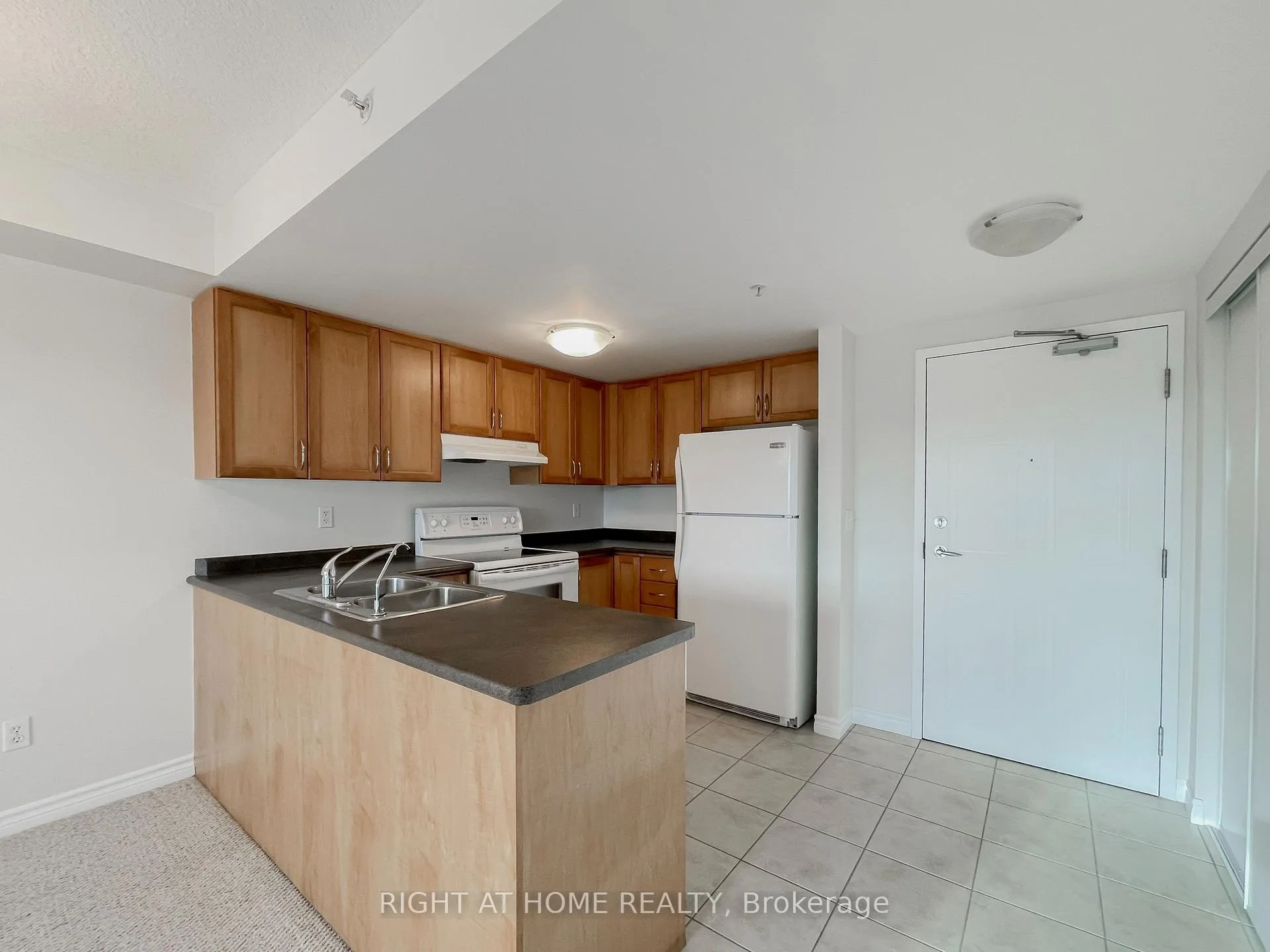Photo 1 of Unit 409, 41 Goodwin Drive, Guelph, Pineridge/Westminster Woods — HOMEH