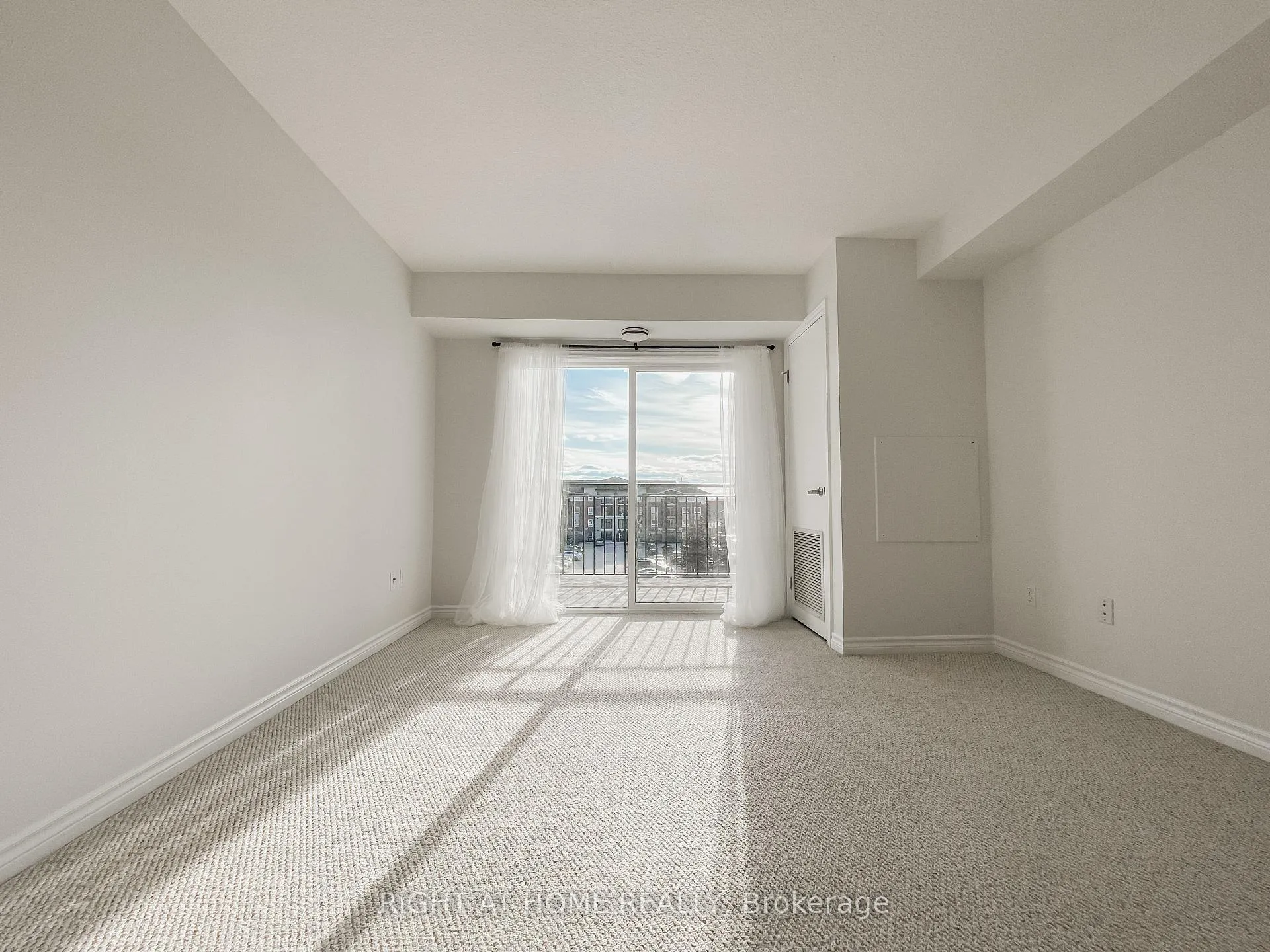 Photo 9 of Unit 409, 41 Goodwin Drive, Guelph, Pineridge/Westminster Woods — HOMEH