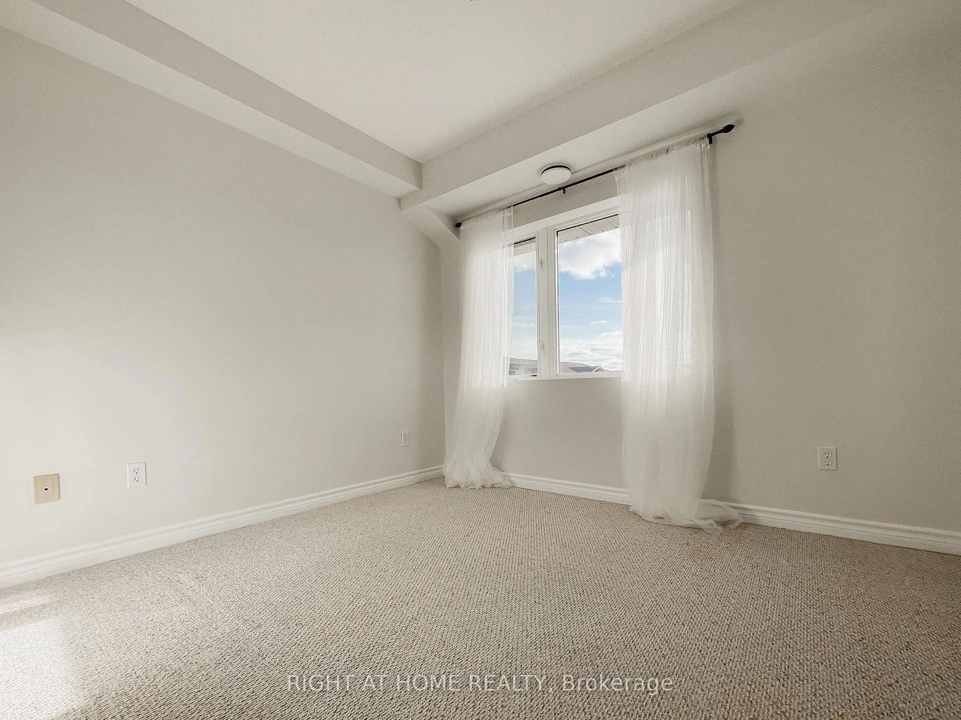 Photo 13 of Unit 409, 41 Goodwin Drive, Guelph, Pineridge/Westminster Woods — HOMEH