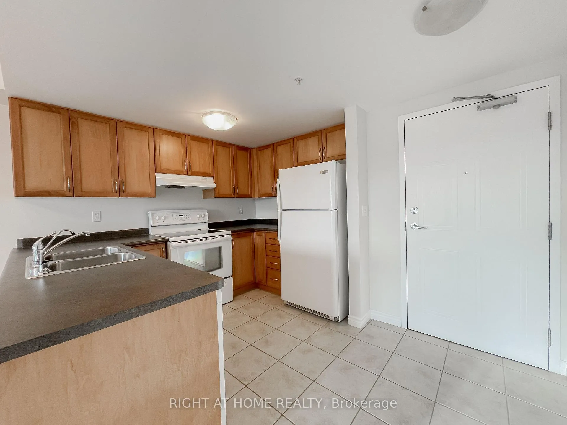 Photo 18 of Unit 409, 41 Goodwin Drive, Guelph, Pineridge/Westminster Woods — HOMEH