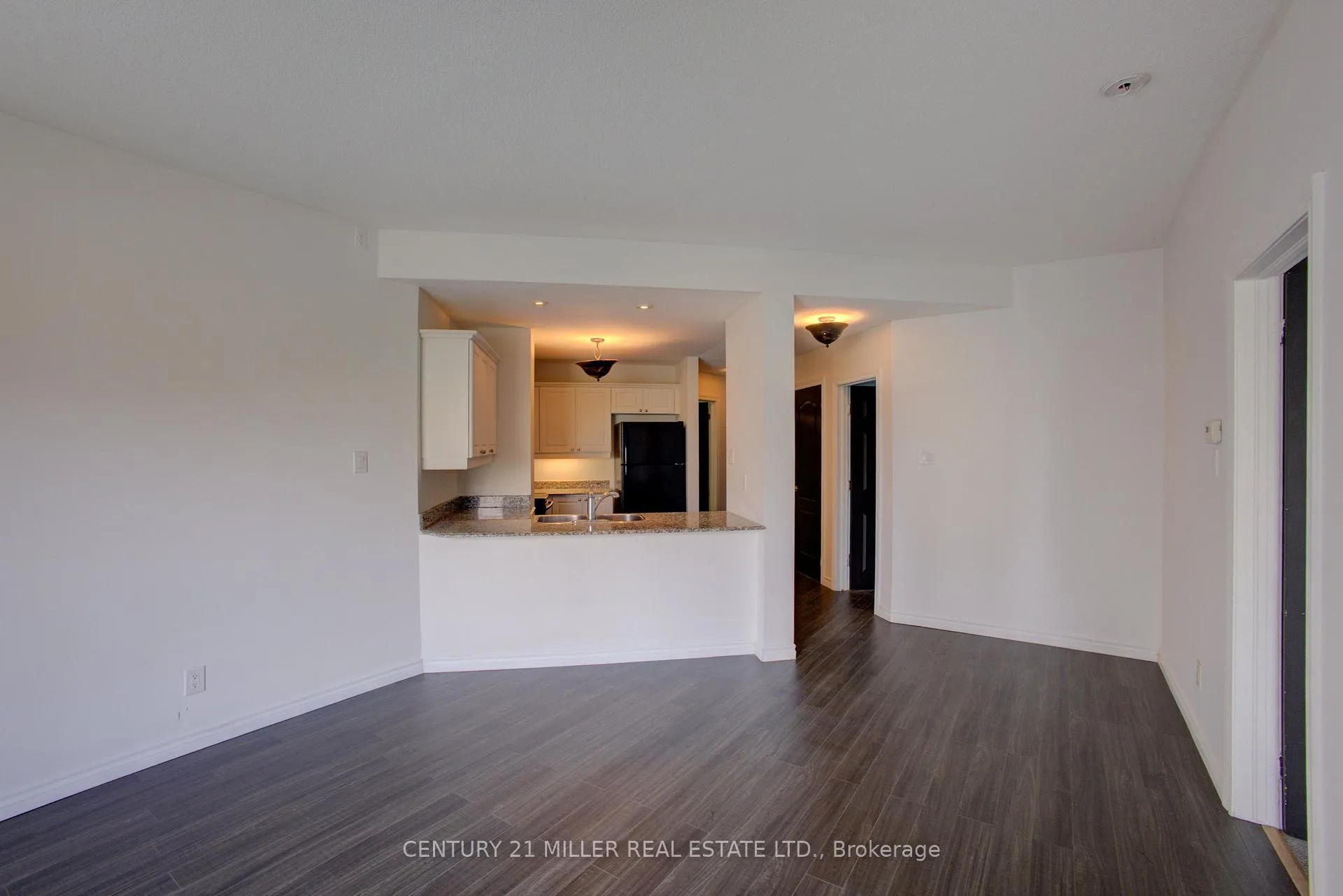 Photo 6 of Unit 315, 135 James Street S, Hamilton, Corktown — HOMEH