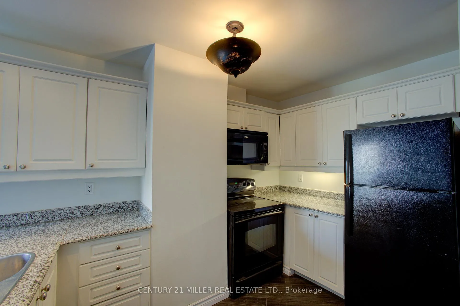 Photo 10 of Unit 315, 135 James Street S, Hamilton, Corktown — HOMEH