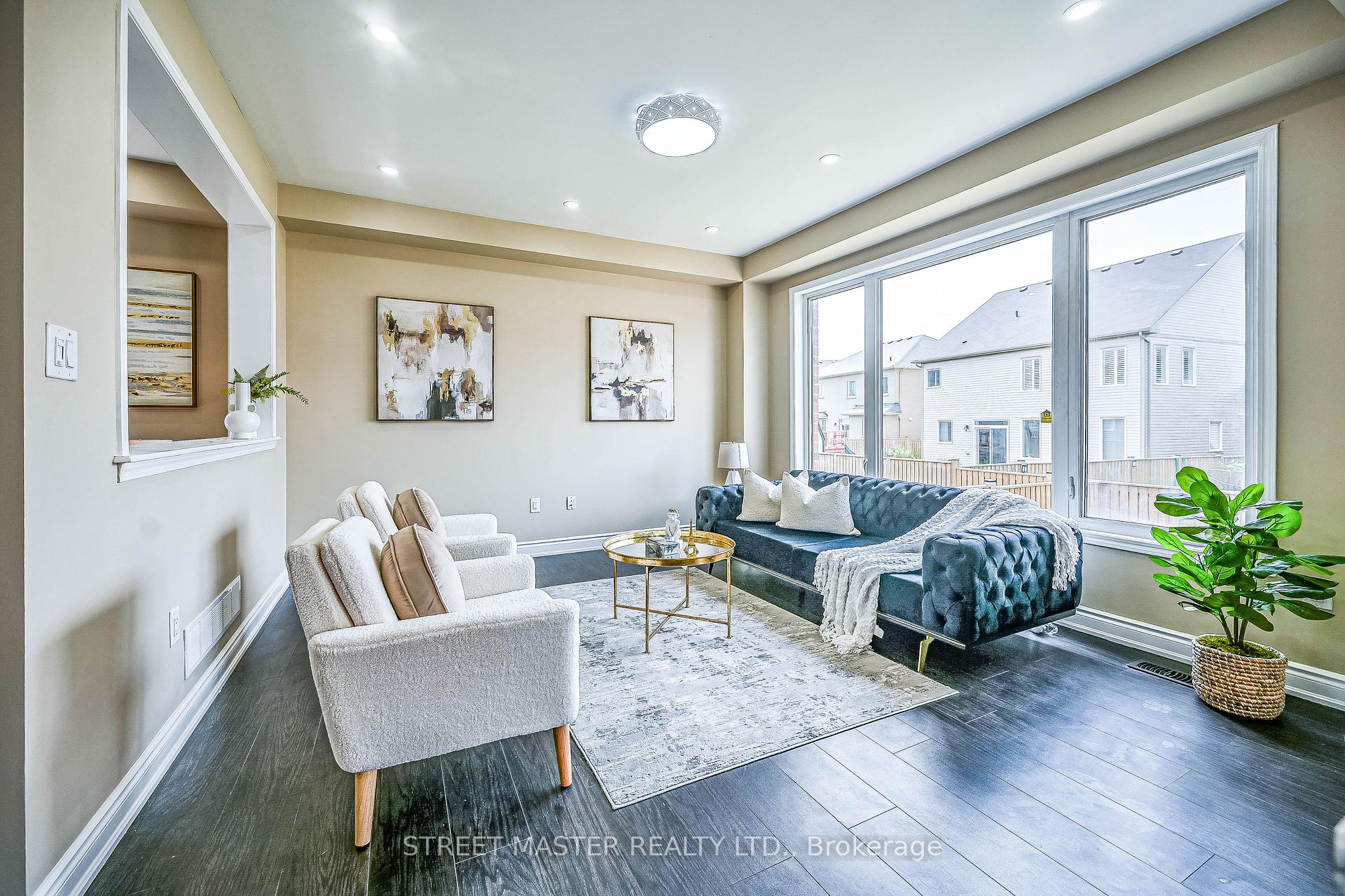 Photo 6 of 32 Sinden Road, Brantford — HOMEH