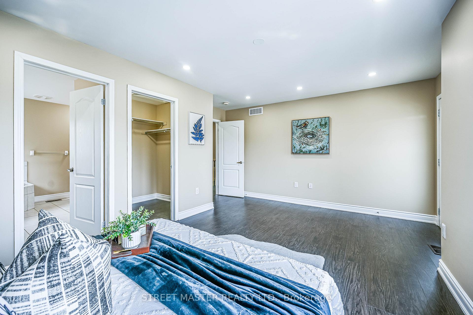 Photo 23 of 32 Sinden Road, Brantford — HOMEH
