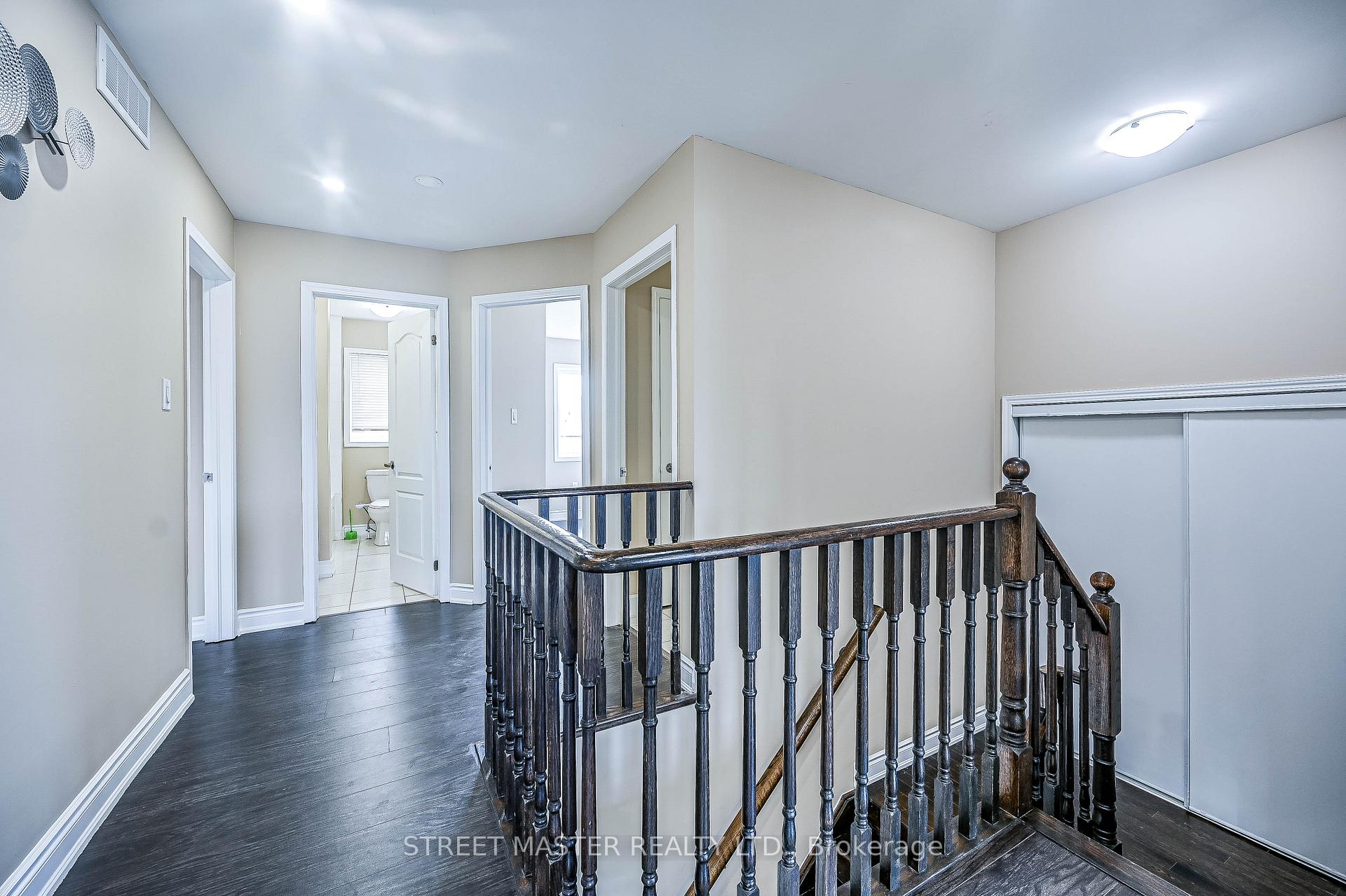 Photo 24 of 32 Sinden Road, Brantford — HOMEH