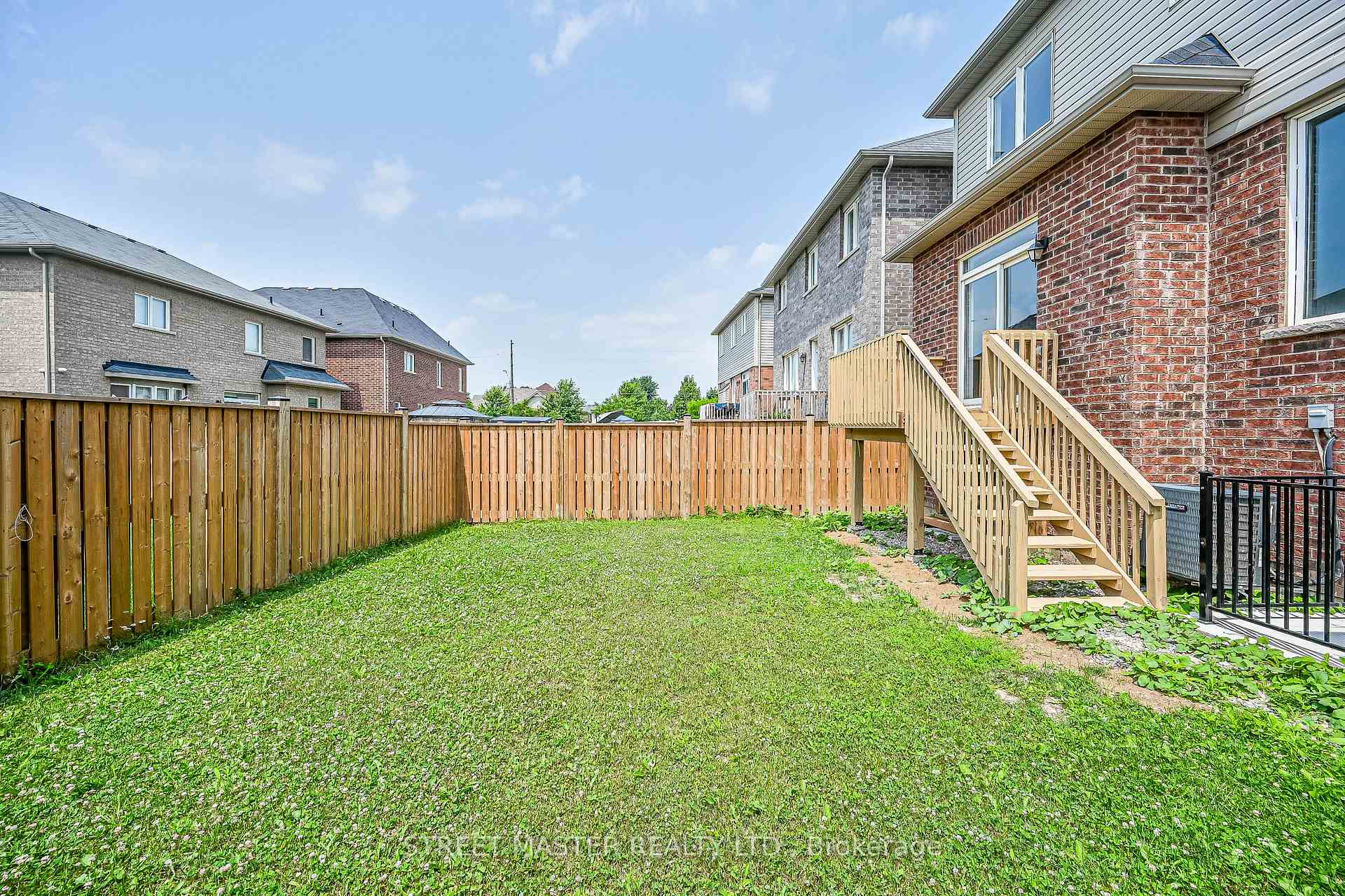 Photo 31 of 32 Sinden Road, Brantford — HOMEH