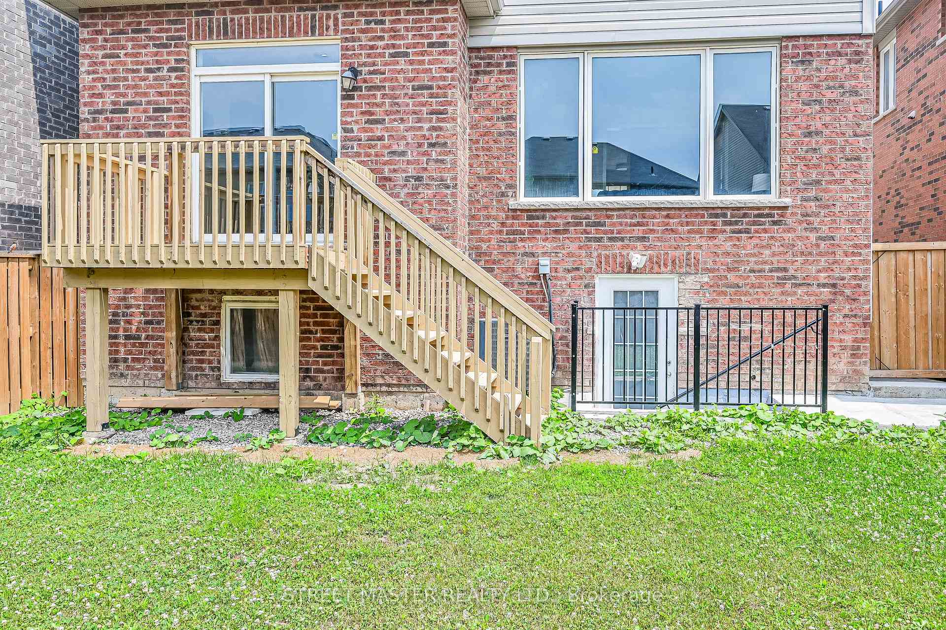 Photo 30 of 32 Sinden Road, Brantford — HOMEH