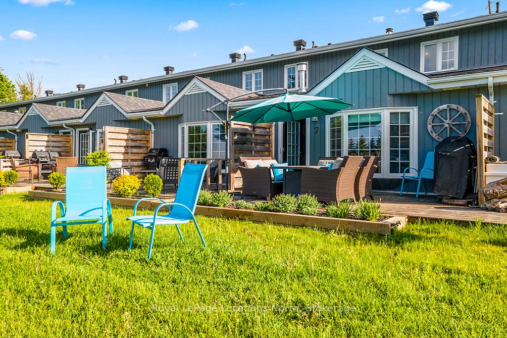 Photo 1 of Unit 7, 139 Lakeshore Road E, Blue Mountains — HOMEH