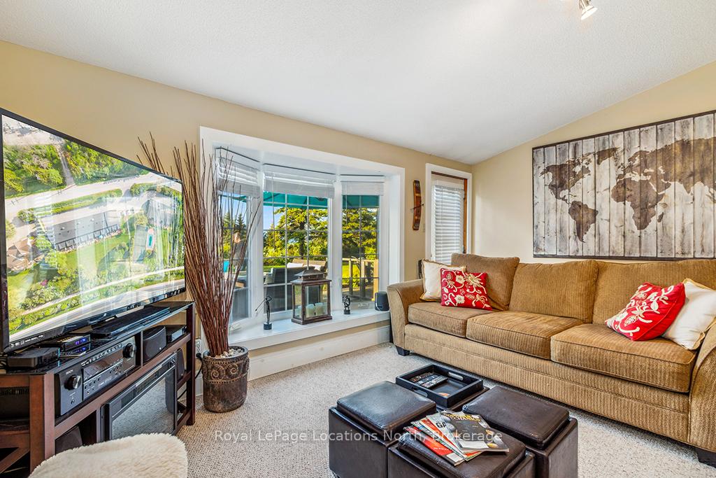 Photo 12 of Unit 7, 139 Lakeshore Road E, Blue Mountains — HOMEH