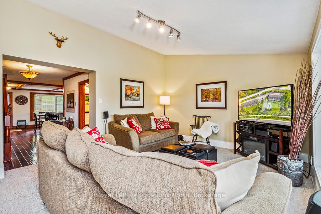 Photo 14 of Unit 7, 139 Lakeshore Road E, Blue Mountains — HOMEH