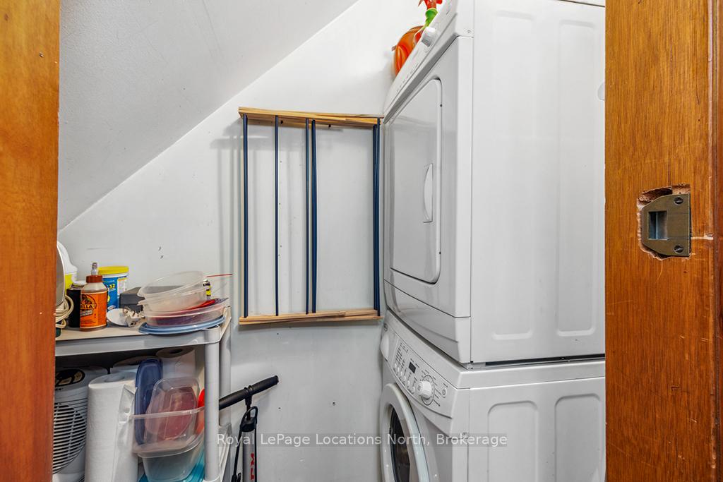 Photo 16 of Unit 7, 139 Lakeshore Road E, Blue Mountains — HOMEH