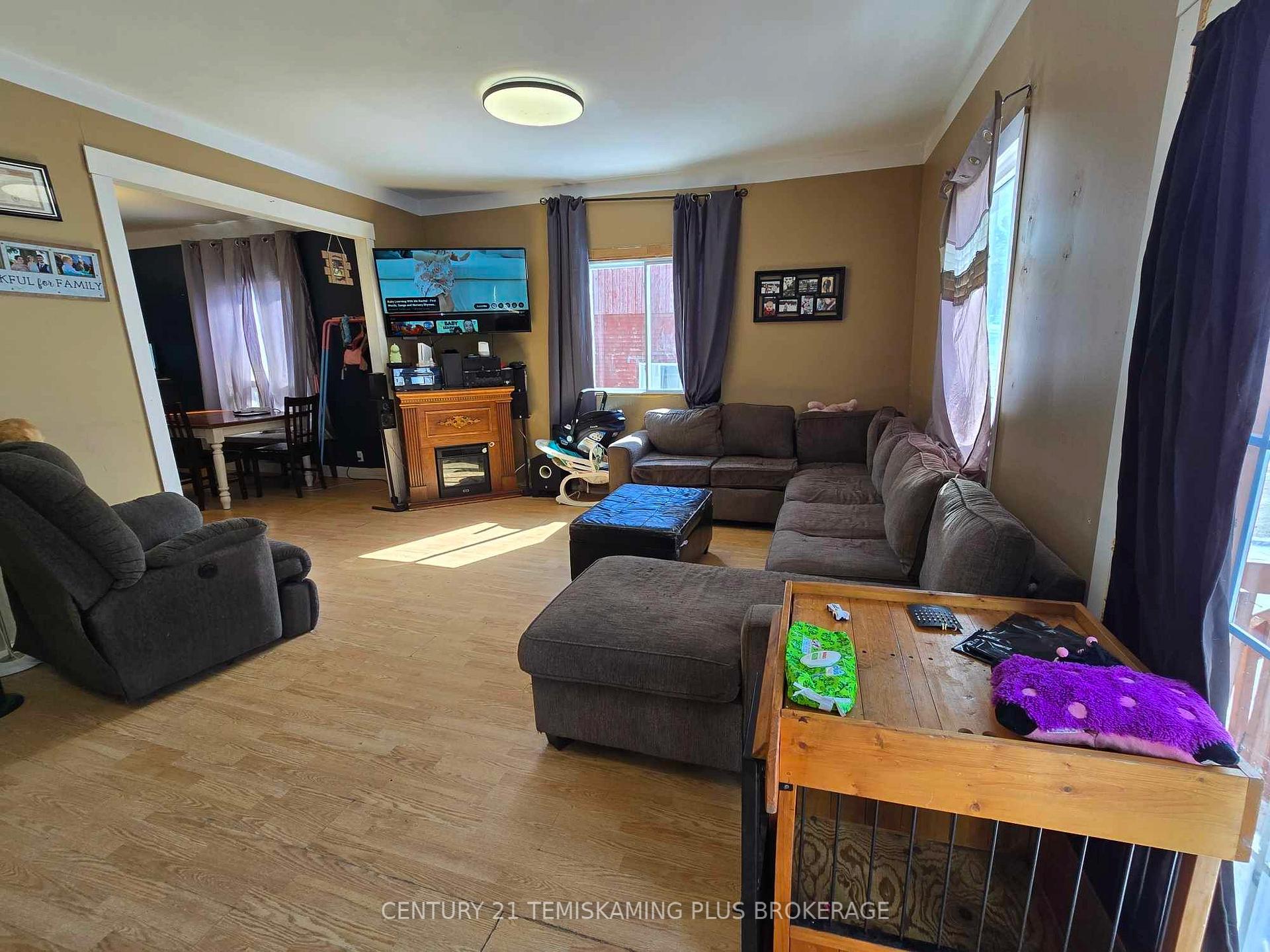 Photo 10 of 53 Cobalt Street, Cobalt — HOMEH