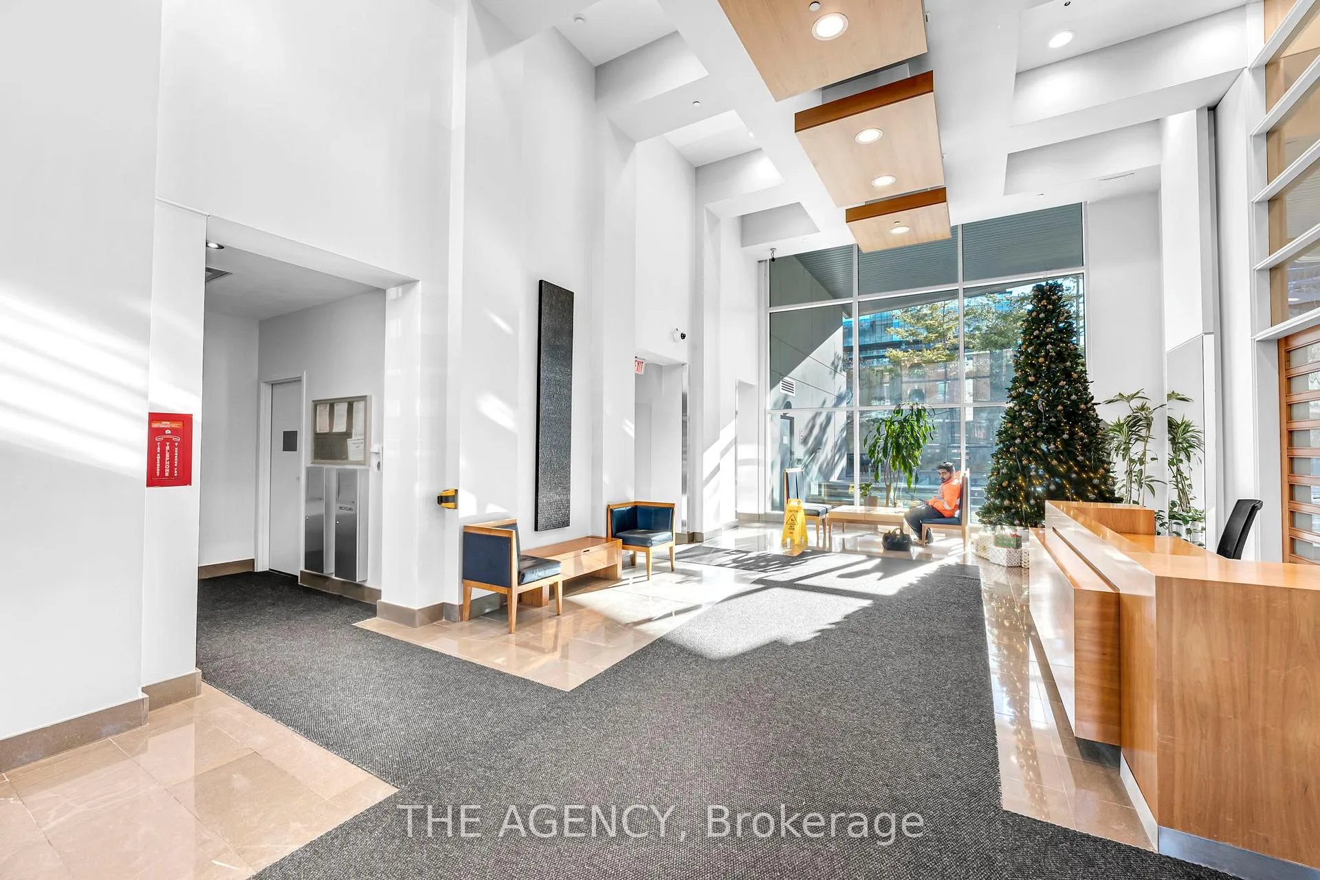 Photo 5 of Unit 1211, 397 Front Street W, Toronto, Waterfront Communities — HOMEH