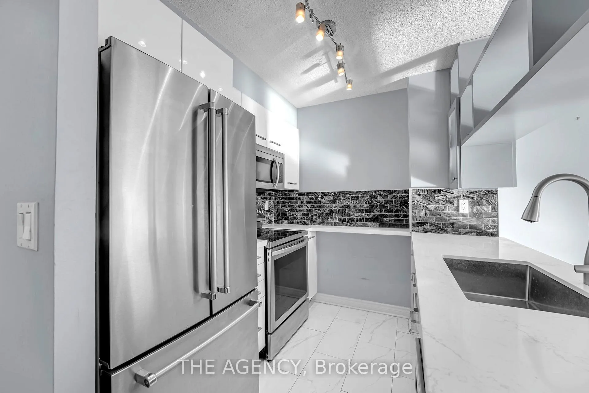 Photo 7 of Unit 1211, 397 Front Street W, Toronto, Waterfront Communities — HOMEH