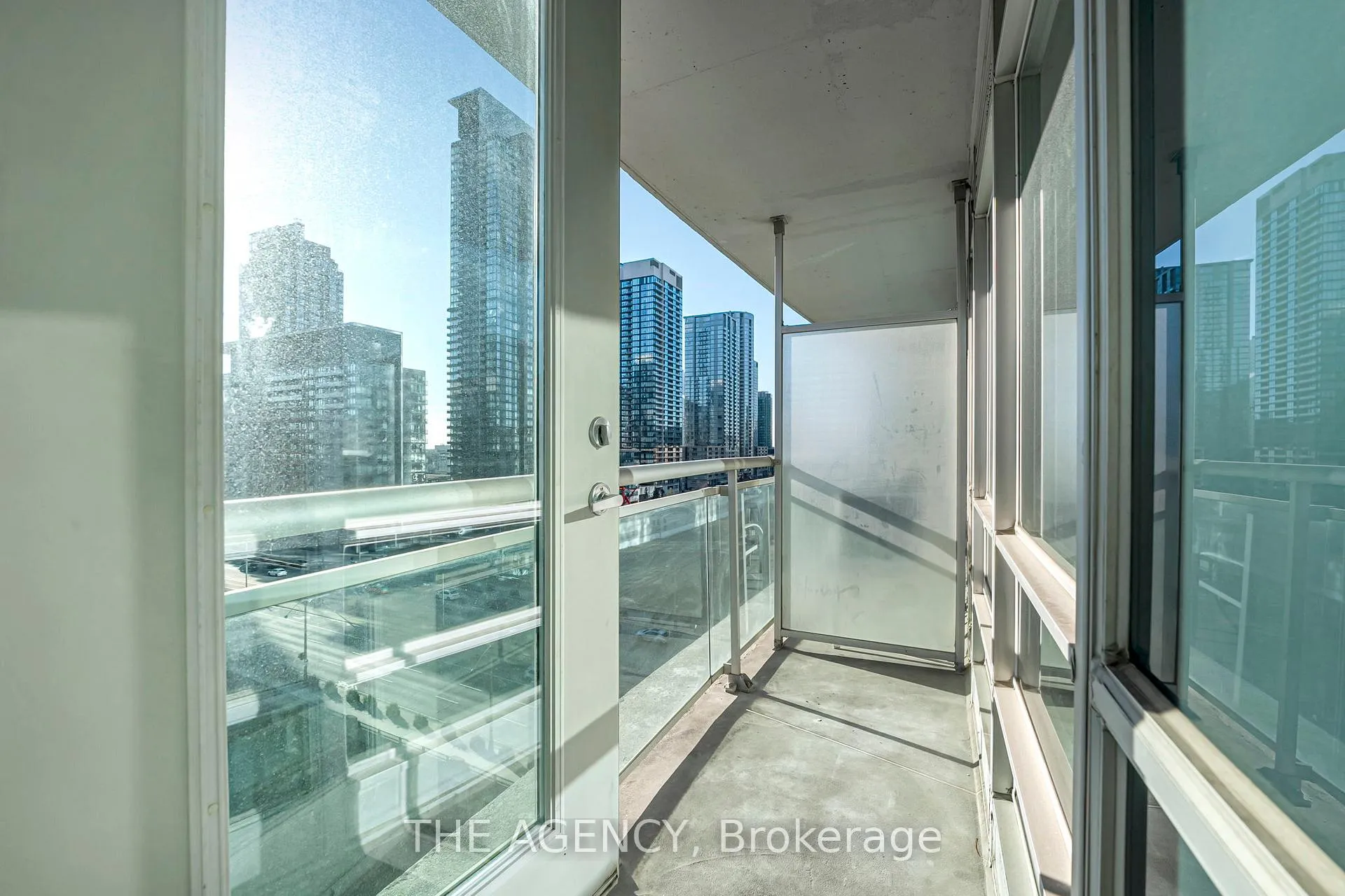 Photo 33 of Unit 1211, 397 Front Street W, Toronto, Waterfront Communities — HOMEH