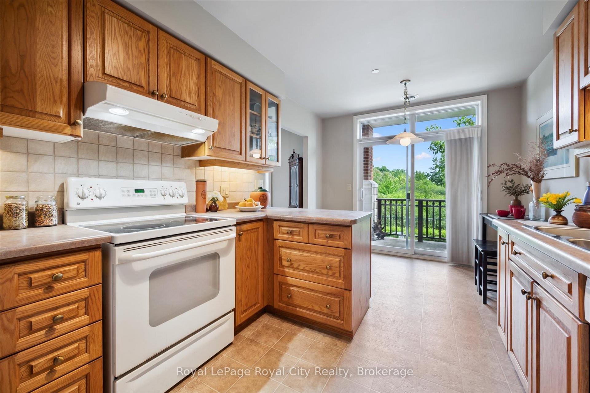 Photo 3 of Unit 112, 71 Bayberry Drive, Guelph, Village By The Arboretum — HOMEH