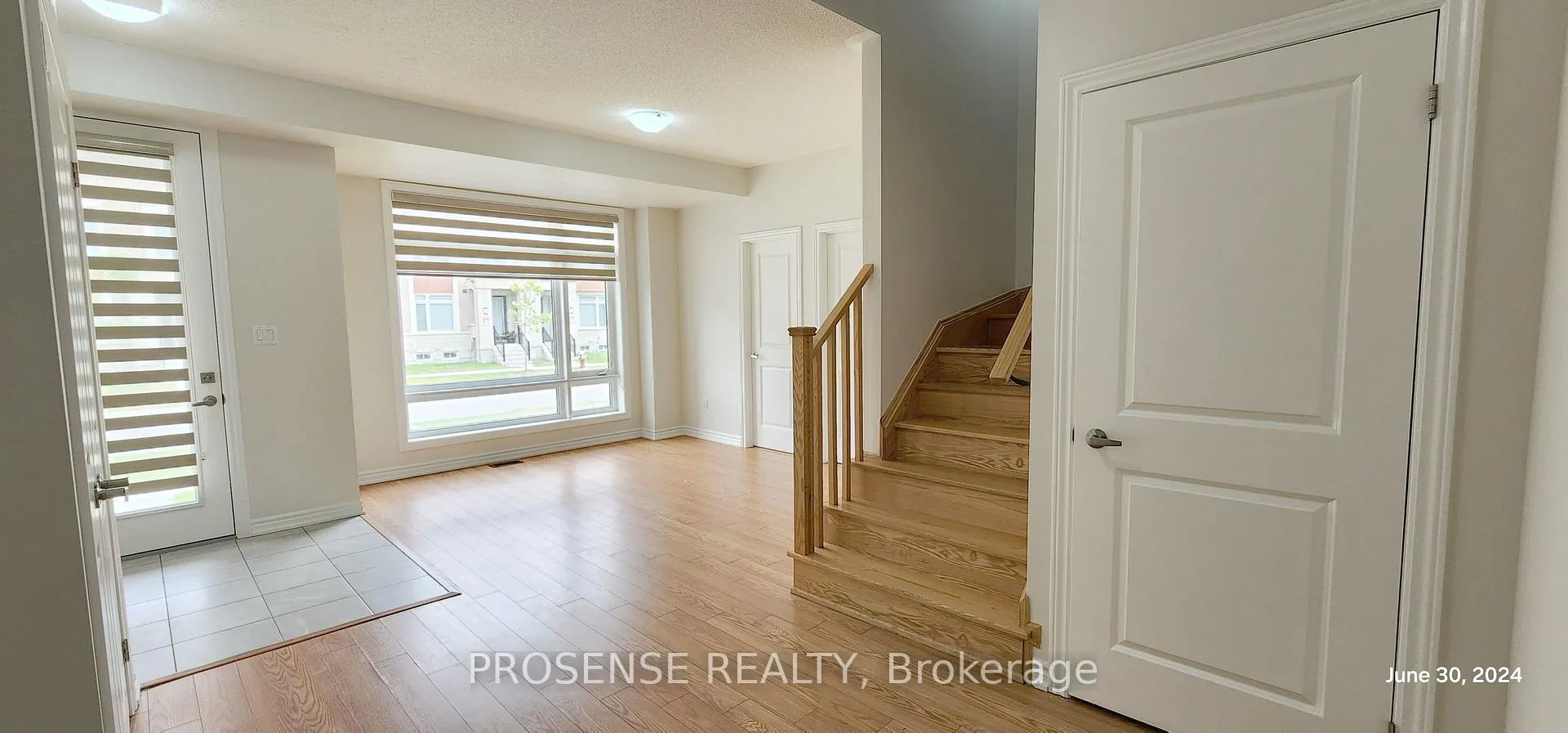 Photo 5 of 22 Ravenbury Street, Brampton, Bram East — HOMEH
