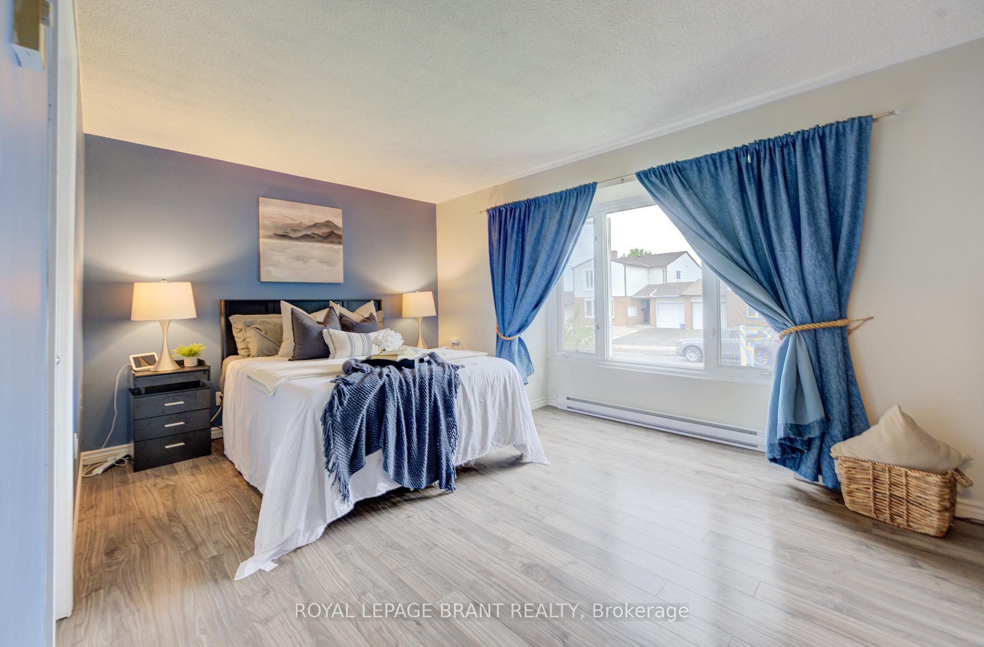 Photo 15 of 192 Silver Aspen Crescent, Kitchener, Forest Heights — HOMEH