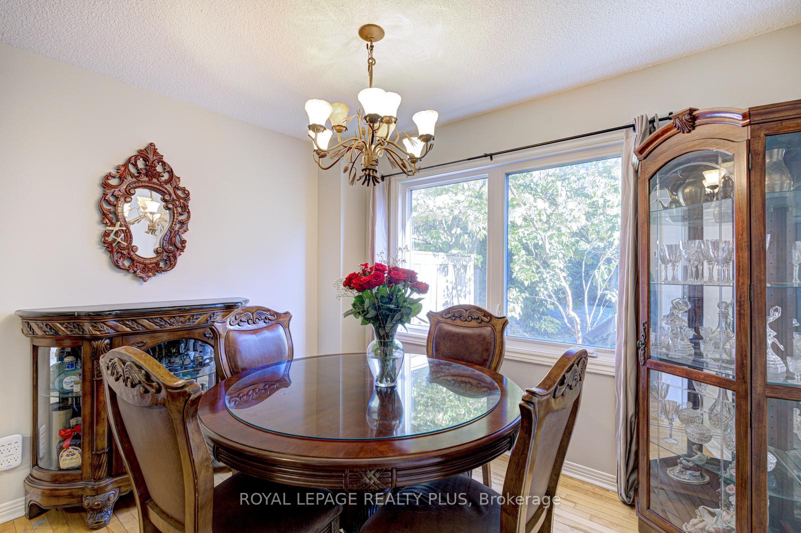 Photo 8 of 767 Playter Crescent, Newmarket, Armitage — HOMEH