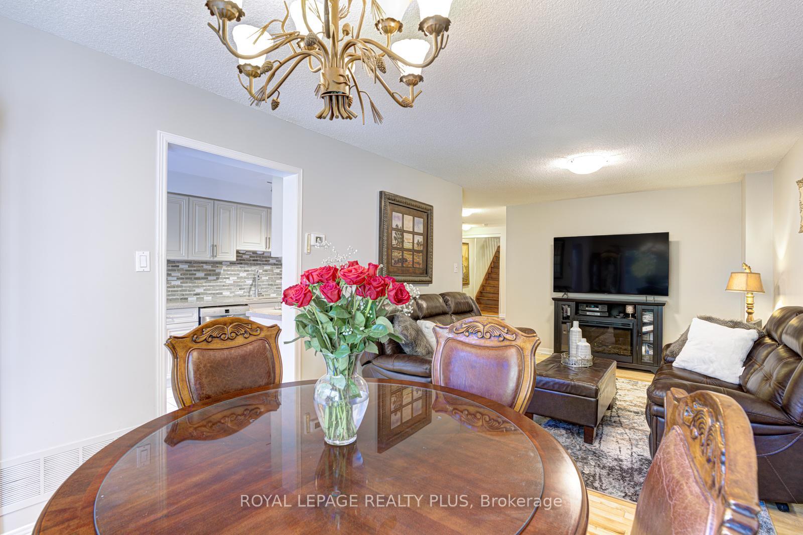 Photo 11 of 767 Playter Crescent, Newmarket, Armitage — HOMEH