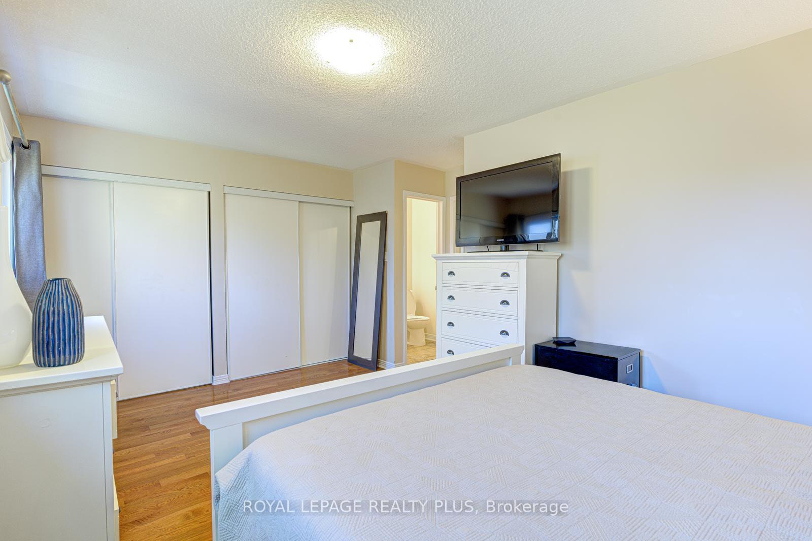 Photo 18 of 767 Playter Crescent, Newmarket, Armitage — HOMEH
