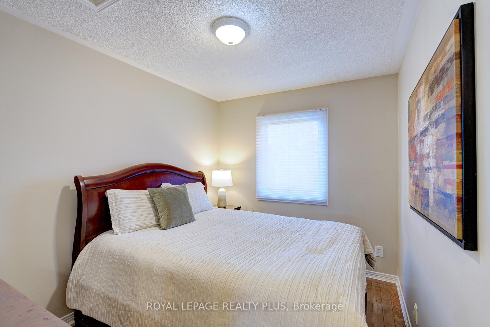 Photo 23 of 767 Playter Crescent, Newmarket, Armitage — HOMEH
