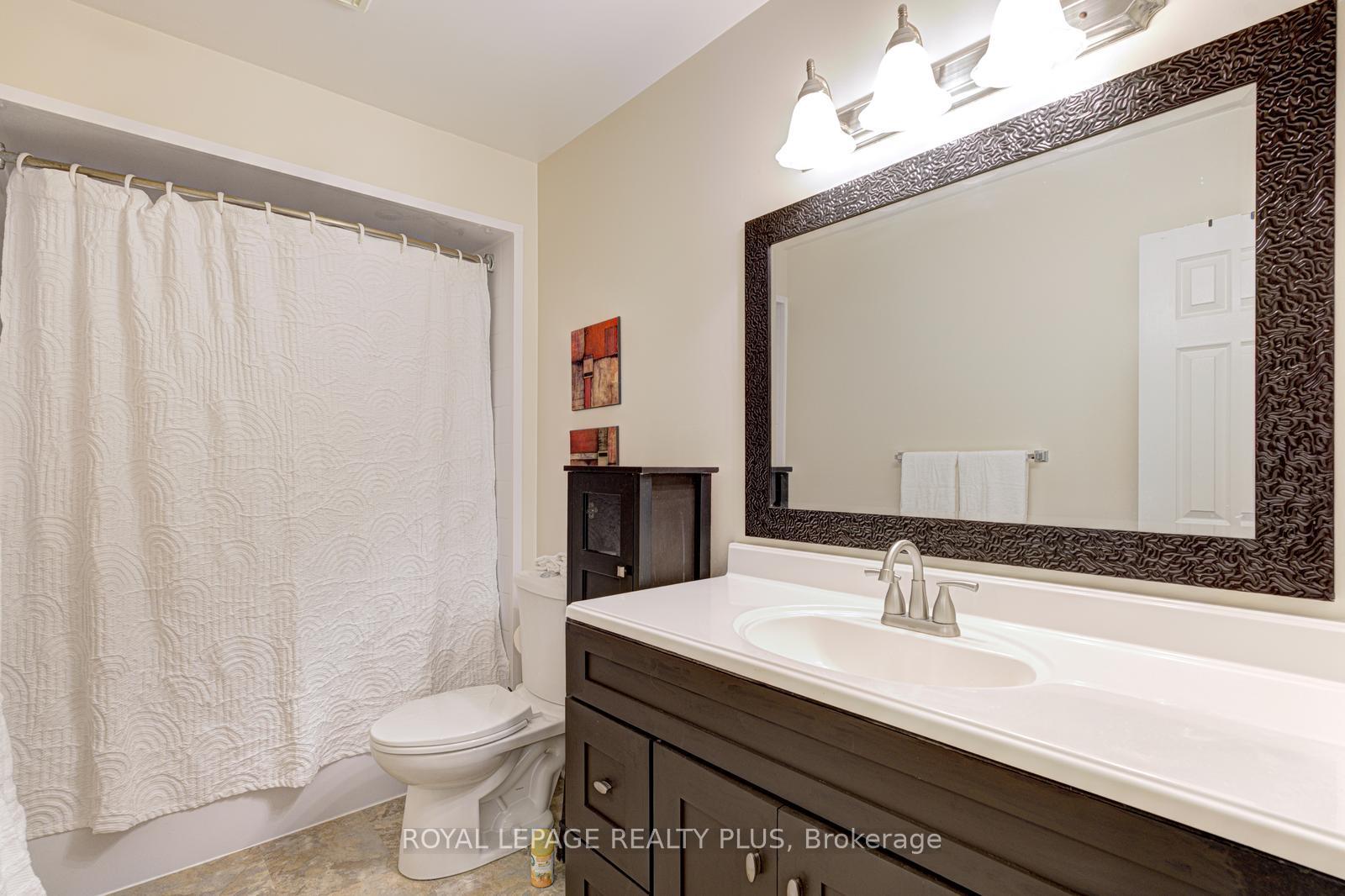 Photo 26 of 767 Playter Crescent, Newmarket, Armitage — HOMEH