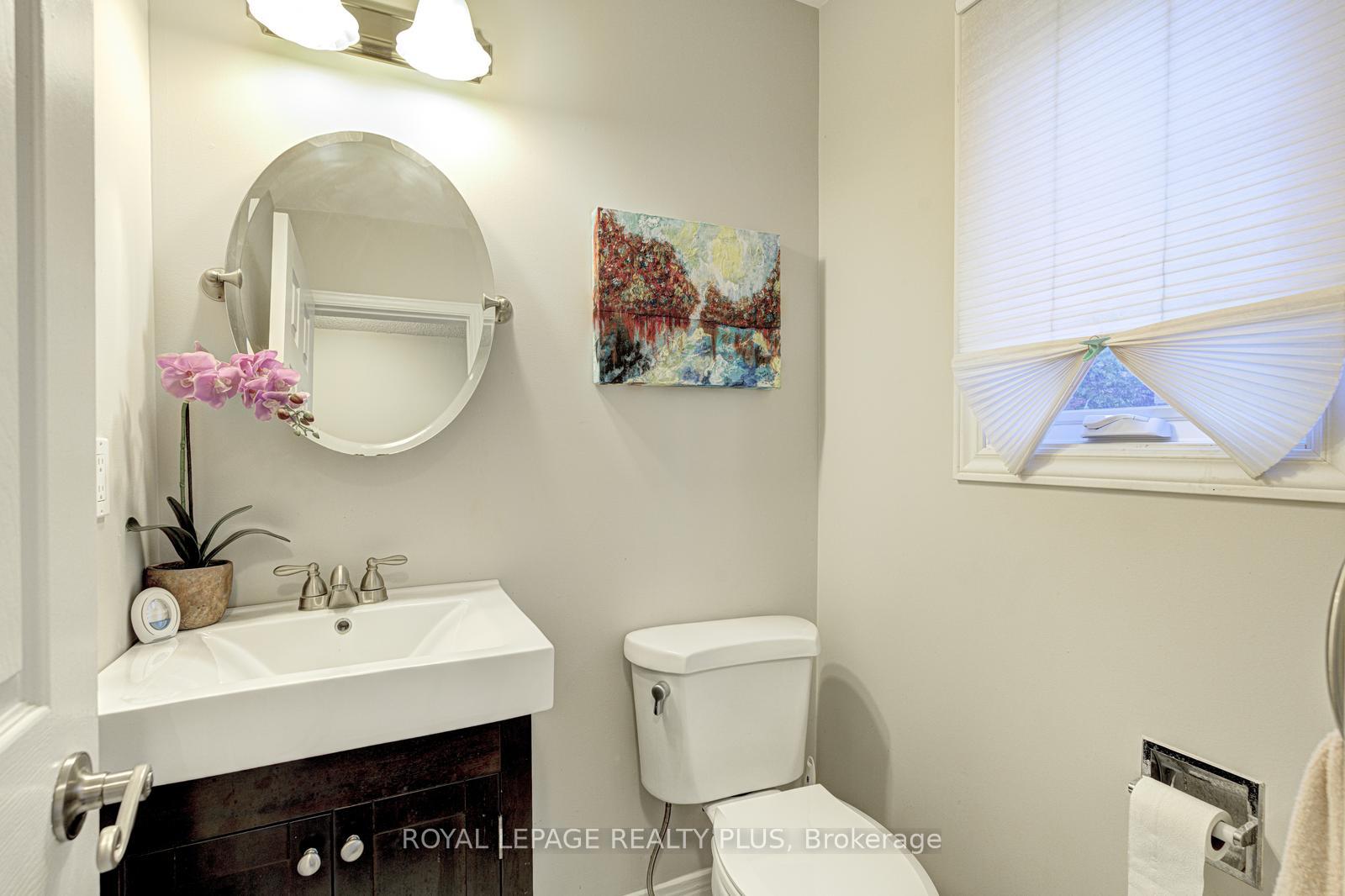 Photo 27 of 767 Playter Crescent, Newmarket, Armitage — HOMEH