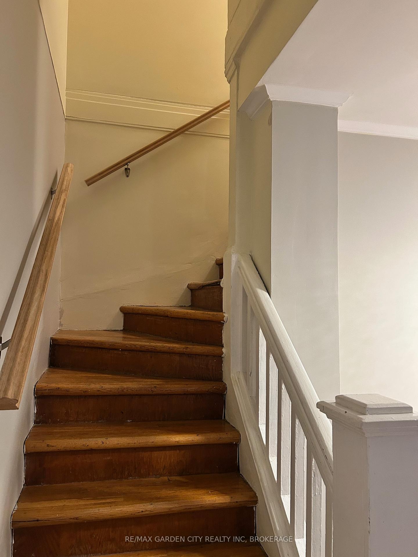 Photo 15 of Unit 3, 323 Queenston Street, St. Catharines, E. Chester — HOMEH