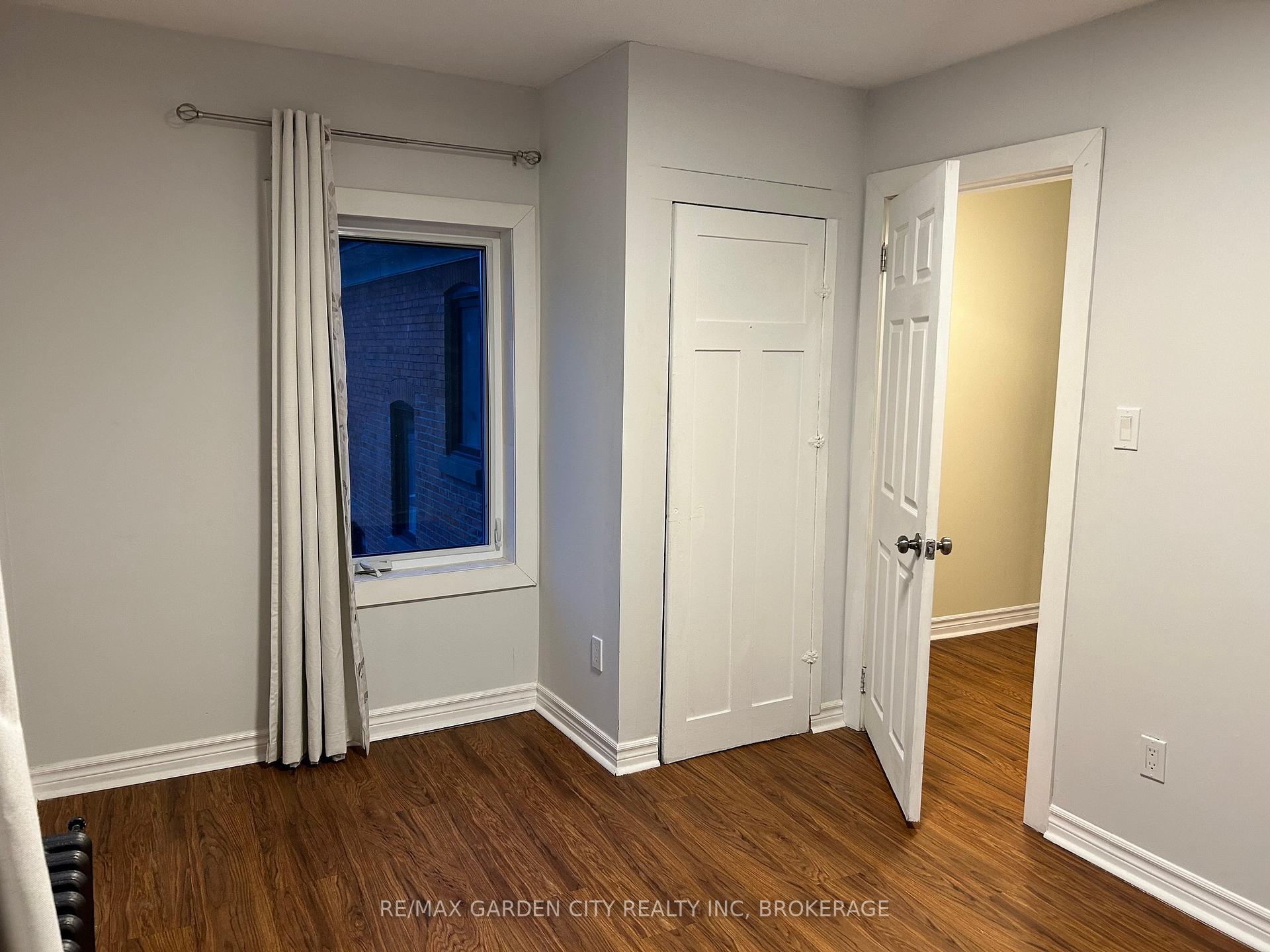 Photo 16 of Unit 3, 323 Queenston Street, St. Catharines, E. Chester — HOMEH
