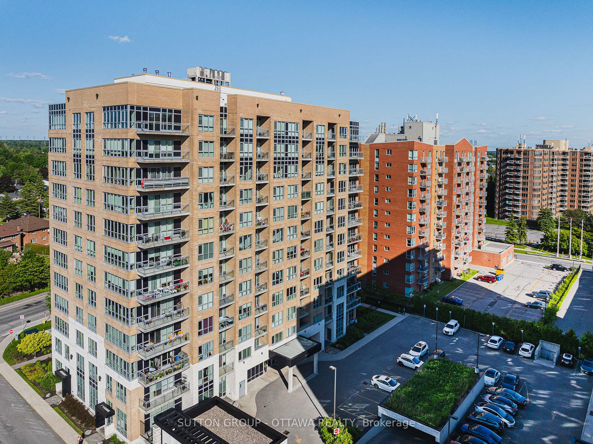 Photo 2 of Unit 905, 330 Titan, Ottawa, Borden Farm/Stewart Farm/Carleton Heights/Parkwood Hills — HOMEH