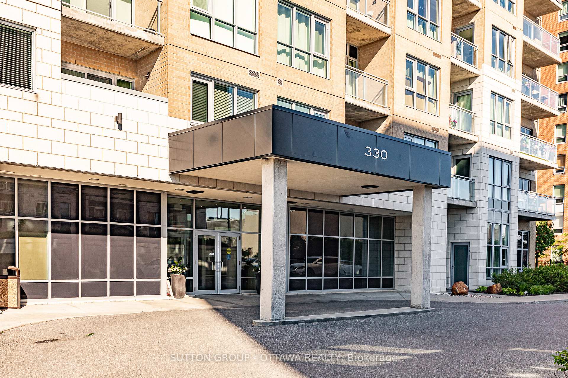 Photo 4 of Unit 905, 330 Titan, Ottawa, Borden Farm/Stewart Farm/Carleton Heights/Parkwood Hills — HOMEH