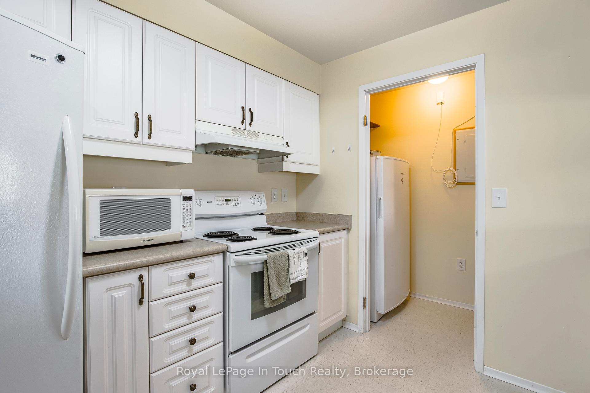 Photo 9 of Unit 104, 333 Lafontaine Road W, Tiny, Rural Tiny — HOMEH