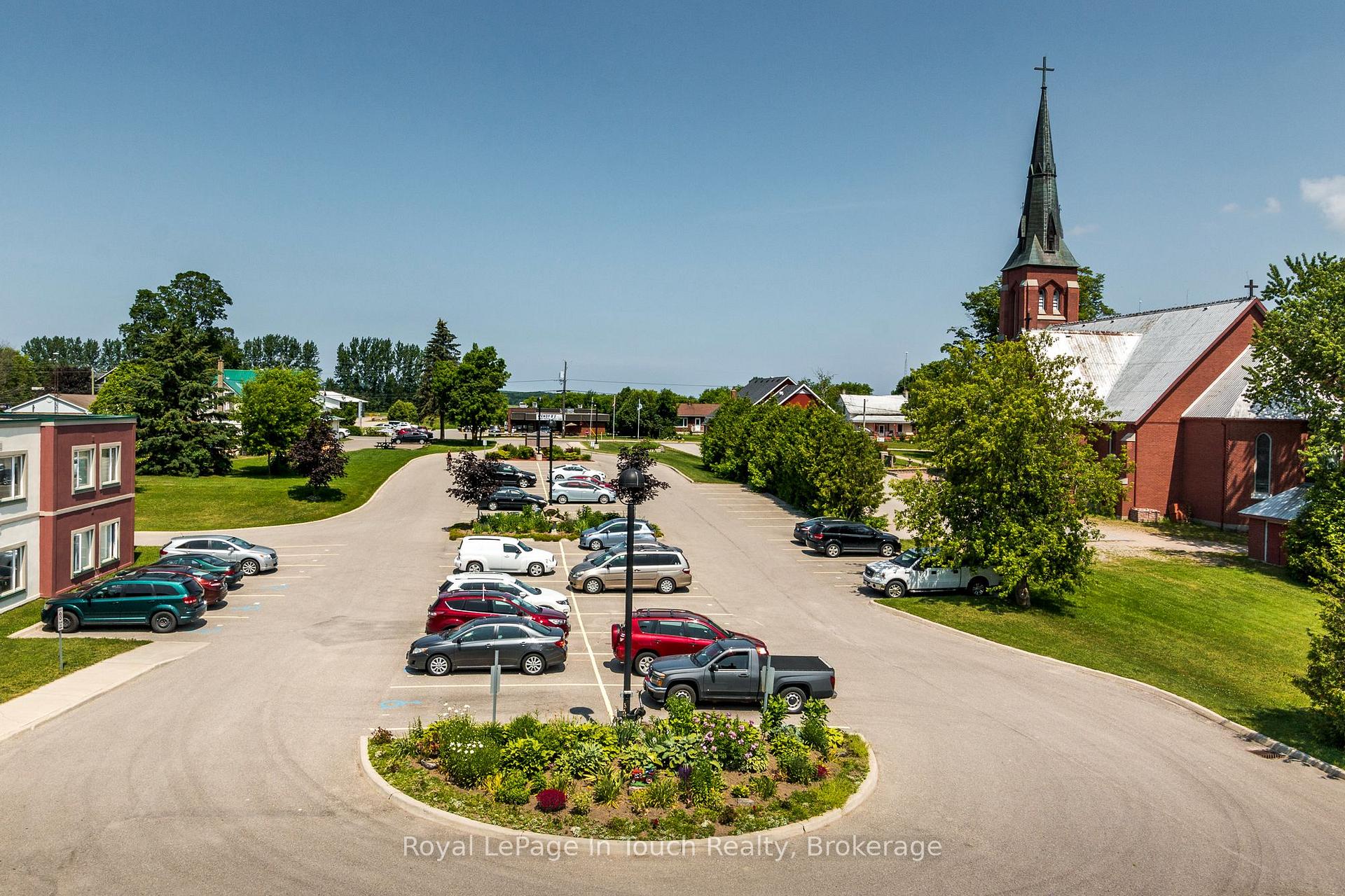 Photo 24 of Unit 104, 333 Lafontaine Road W, Tiny, Rural Tiny — HOMEH