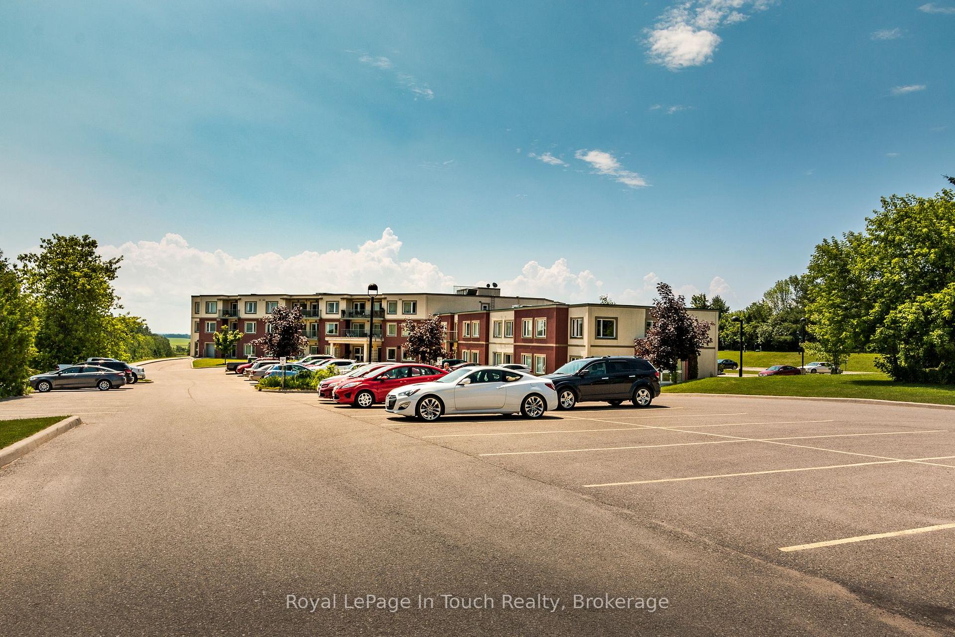 Photo 27 of Unit 104, 333 Lafontaine Road W, Tiny, Rural Tiny — HOMEH