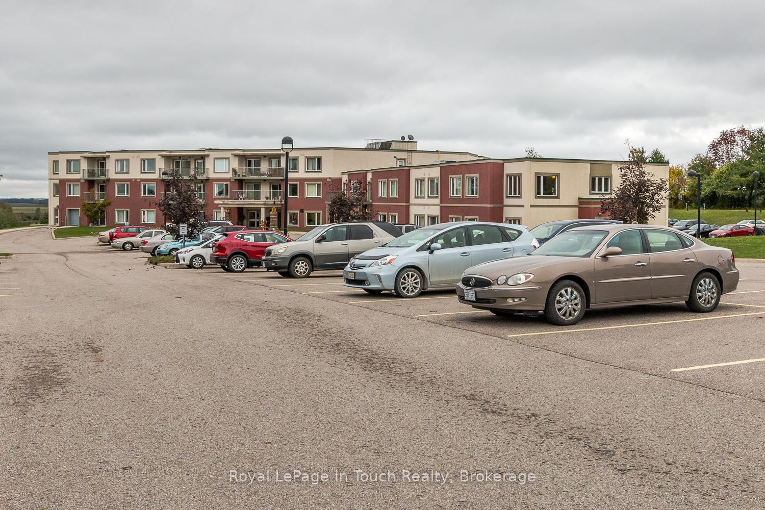 Photo 28 of Unit 104, 333 Lafontaine Road W, Tiny, Rural Tiny — HOMEH