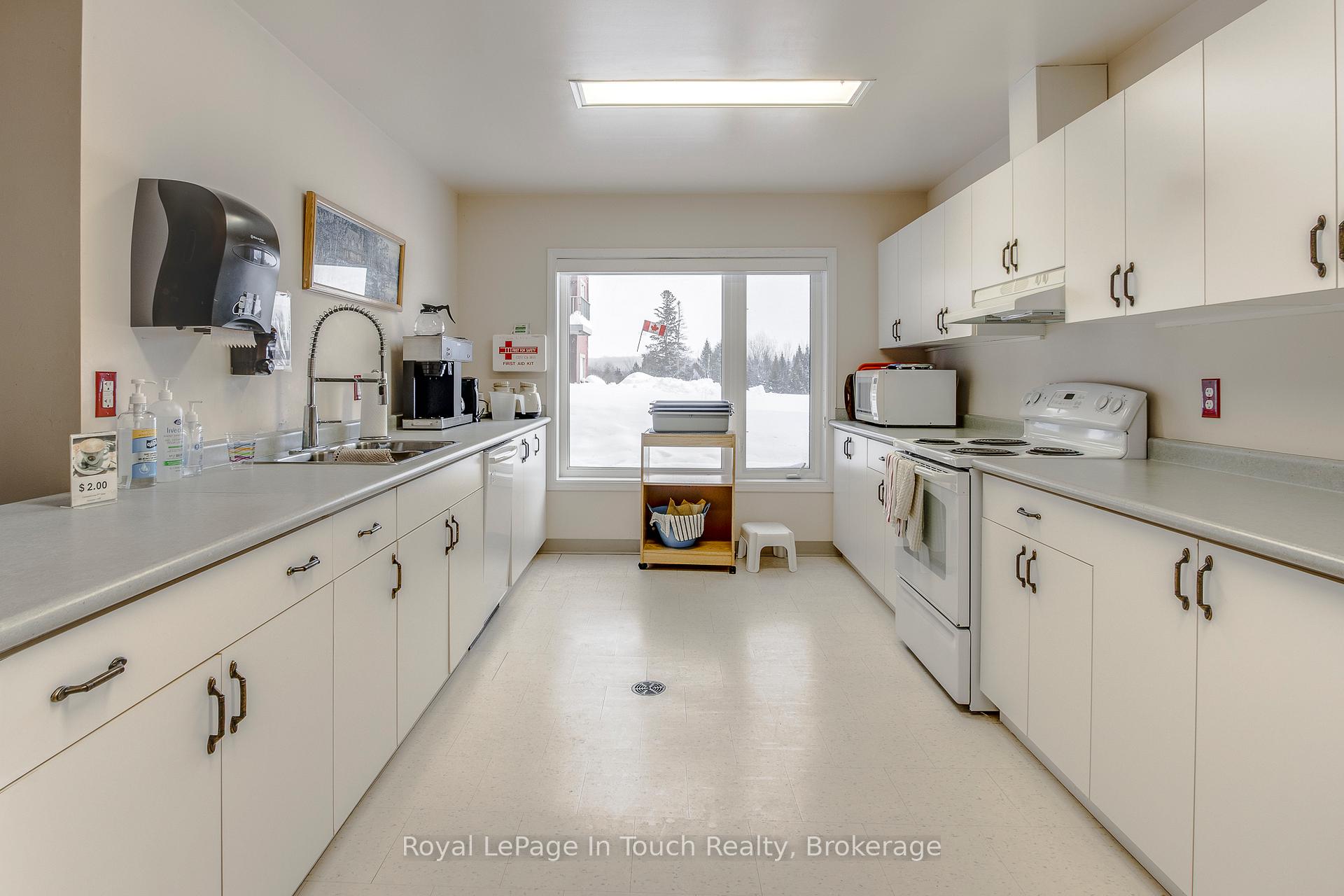 Photo 44 of Unit 104, 333 Lafontaine Road W, Tiny, Rural Tiny — HOMEH