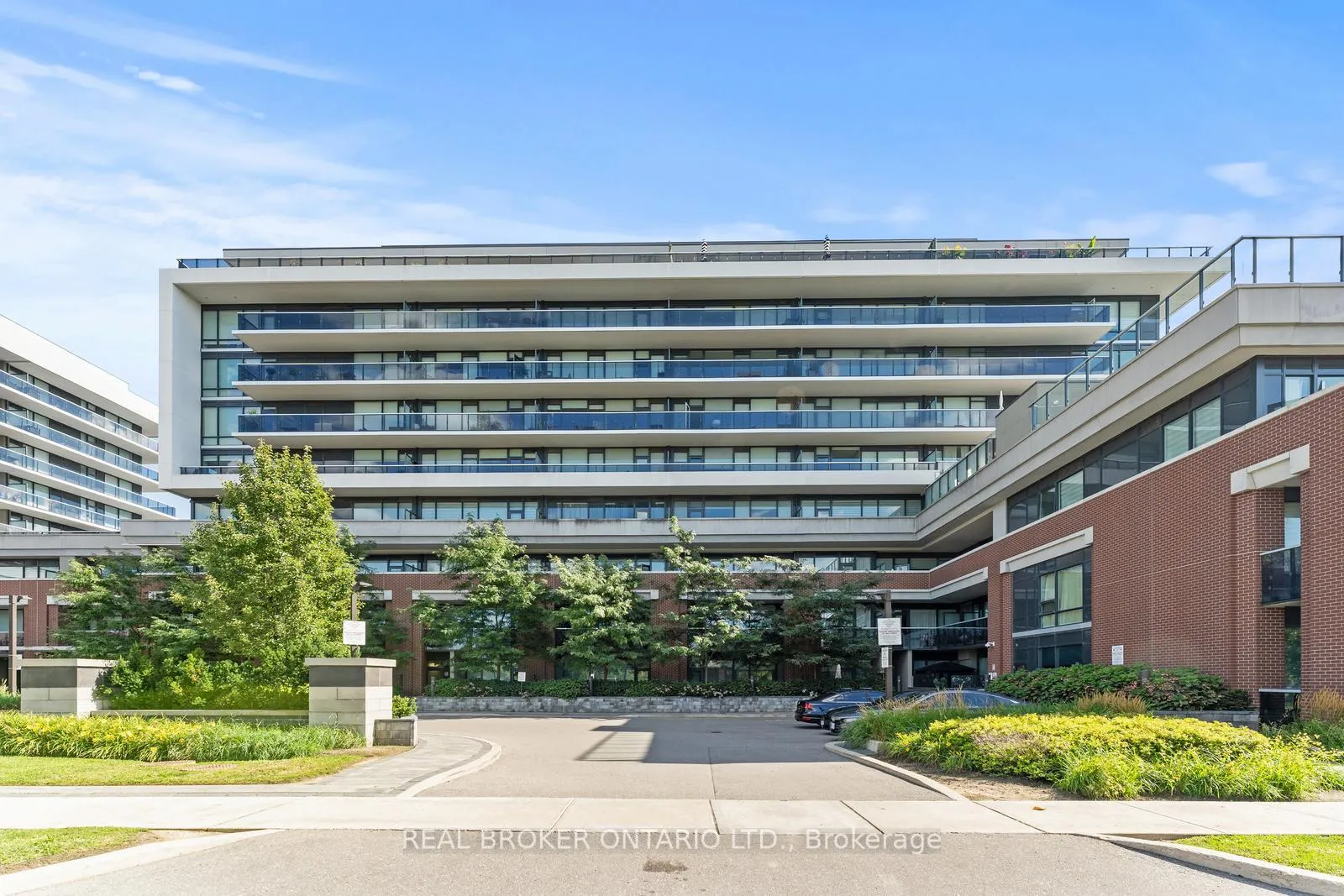 Photo 3 of Unit 237, 4800 Highway 7, Vaughan, East Woodbridge — HOMEH