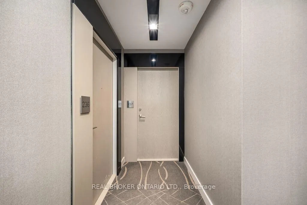 Photo 6 of Unit 237, 4800 Highway 7, Vaughan, East Woodbridge — HOMEH
