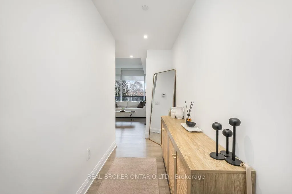 Photo 8 of Unit 237, 4800 Highway 7, Vaughan, East Woodbridge — HOMEH