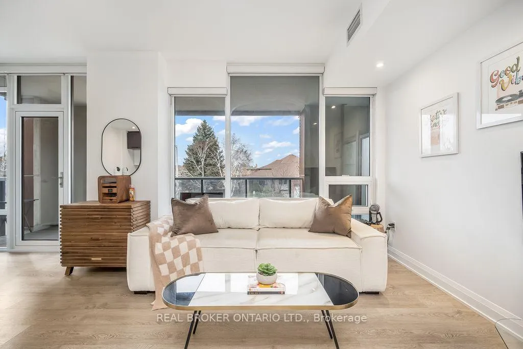 Photo 10 of Unit 237, 4800 Highway 7, Vaughan, East Woodbridge — HOMEH