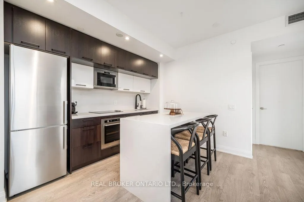 Photo 15 of Unit 237, 4800 Highway 7, Vaughan, East Woodbridge — HOMEH