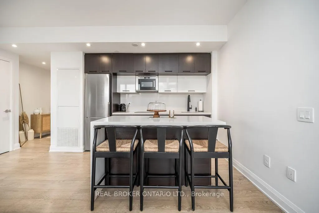 Photo 18 of Unit 237, 4800 Highway 7, Vaughan, East Woodbridge — HOMEH