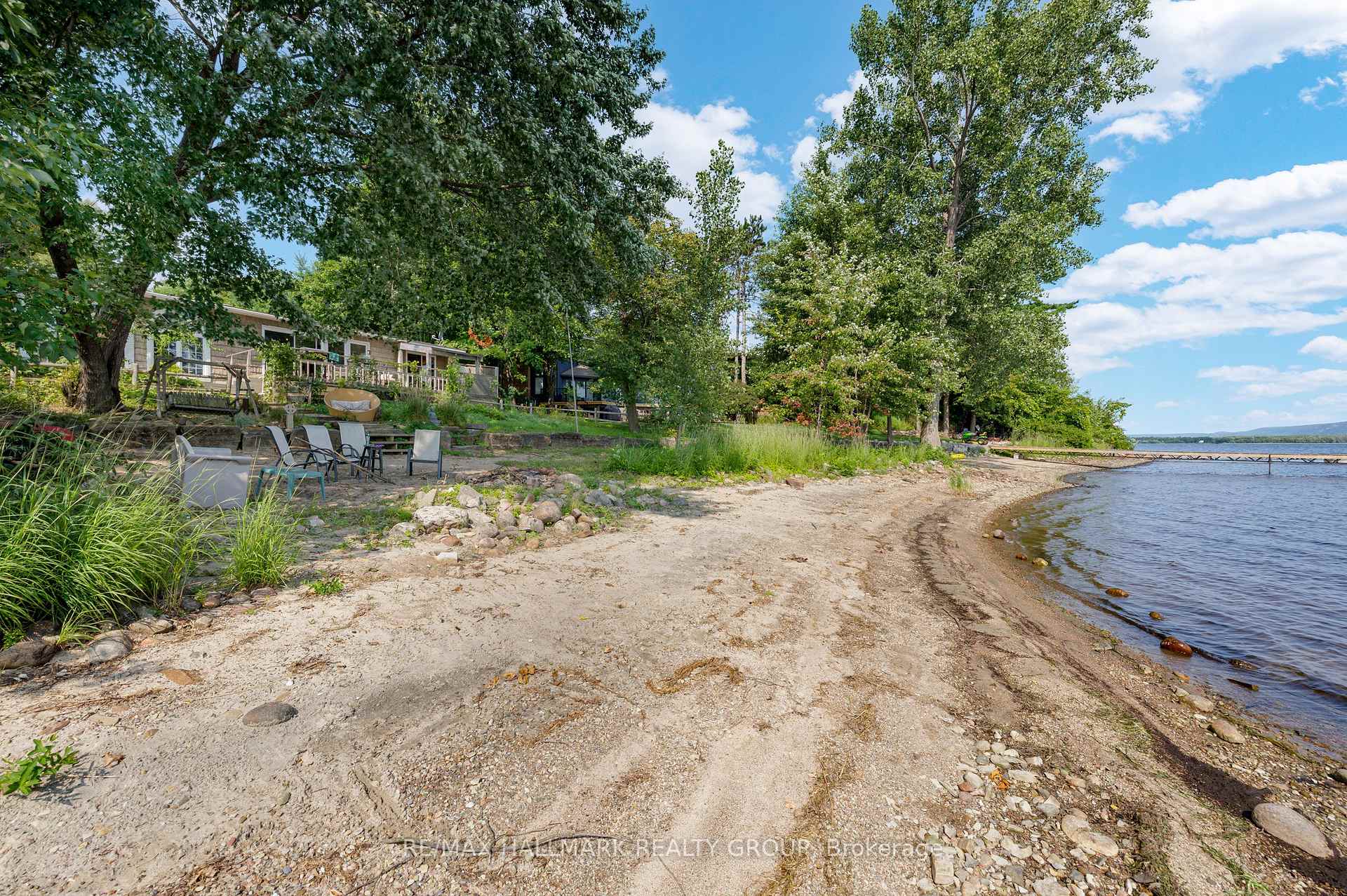 Photo 8 of 2860 Barlow Crescent, Ottawa, Dunrobin Shores — HOMEH