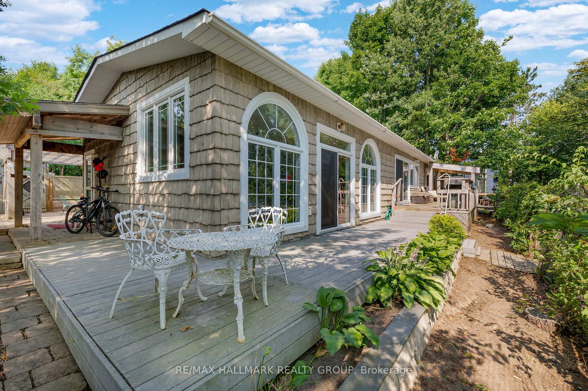 Photo 10 of 2860 Barlow Crescent, Ottawa, Dunrobin Shores — HOMEH
