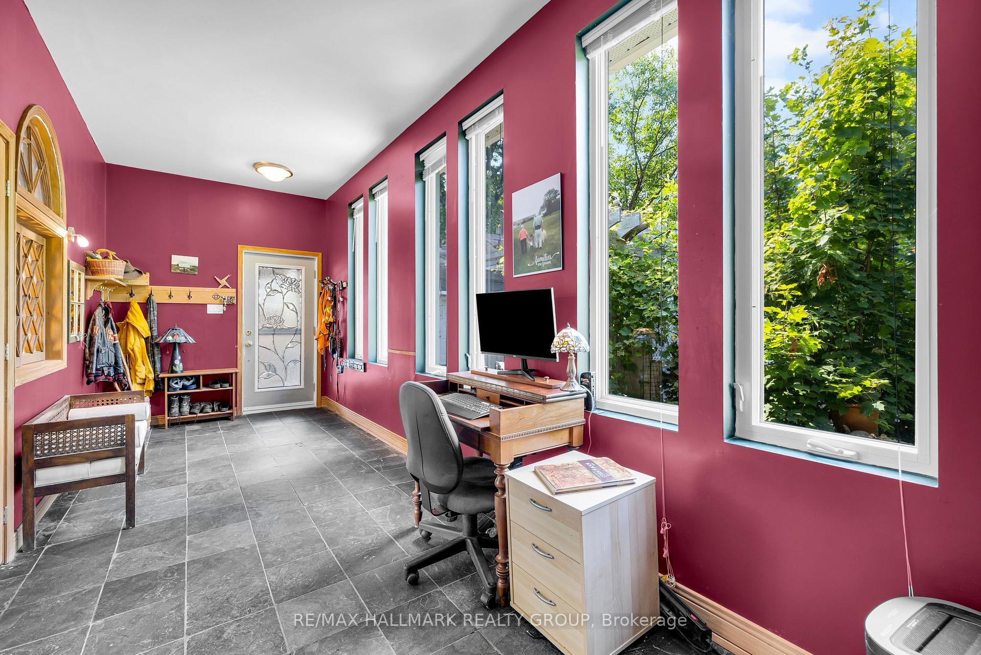 Photo 12 of 2860 Barlow Crescent, Ottawa, Dunrobin Shores — HOMEH