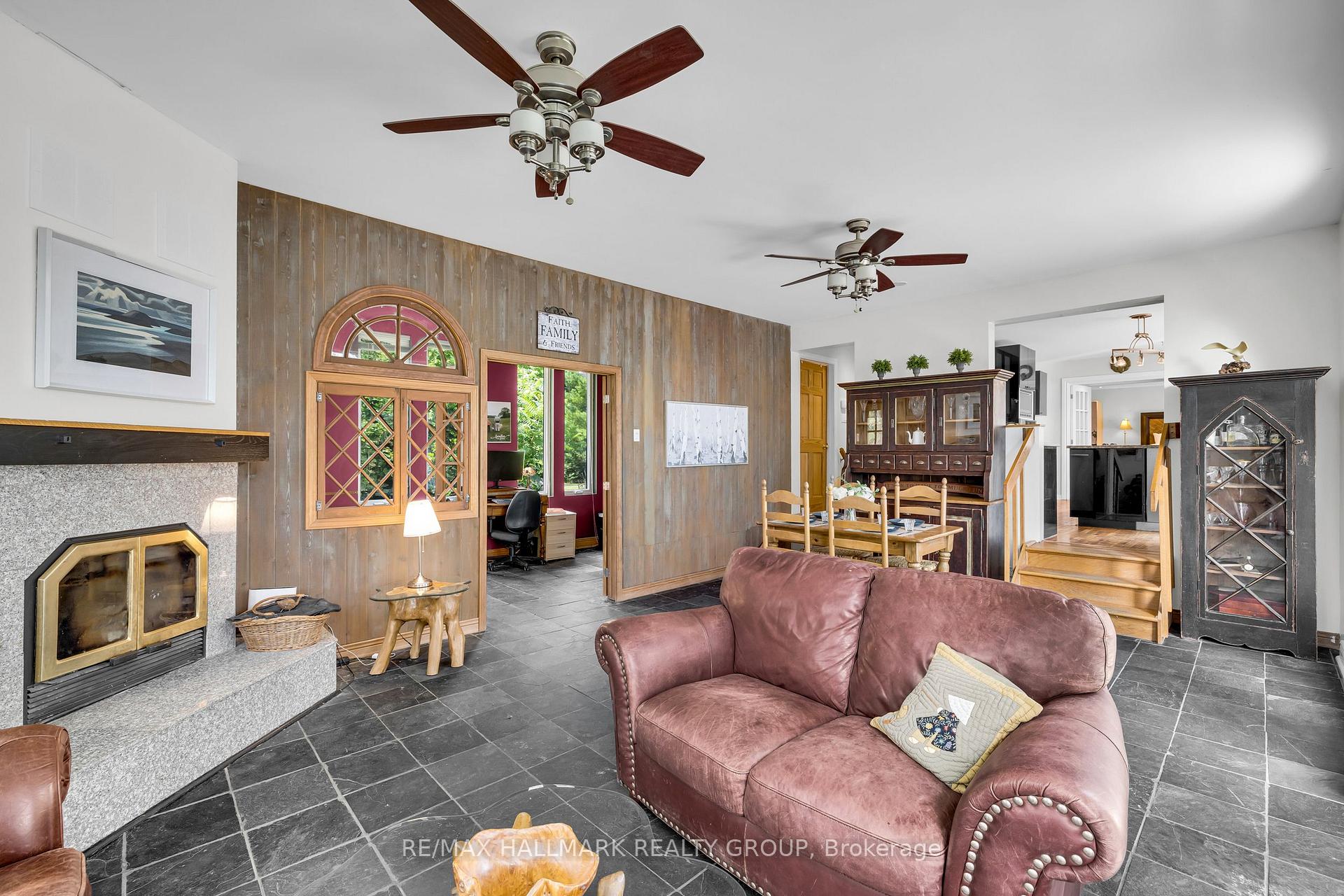 Photo 16 of 2860 Barlow Crescent, Ottawa, Dunrobin Shores — HOMEH